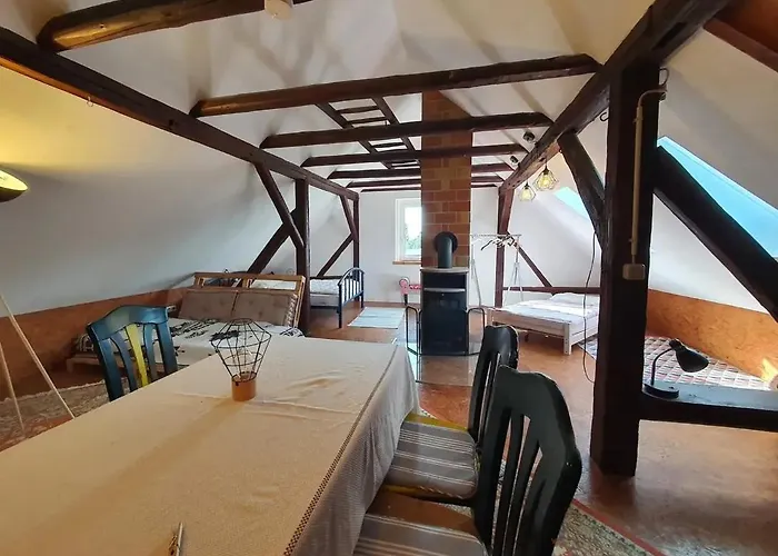 Haus In Der Naehe Vom See